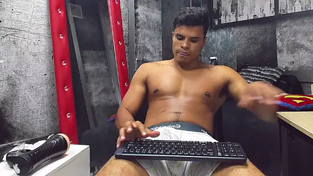 Derek Lustfordx online show from January 28, 2025, 5:35 pm