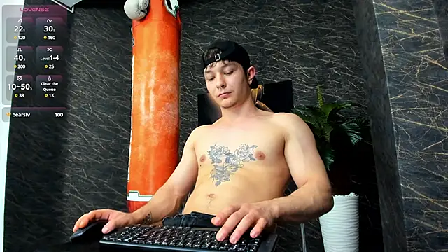 leonardsmith01 online show from January 12, 2025, 2:24 am