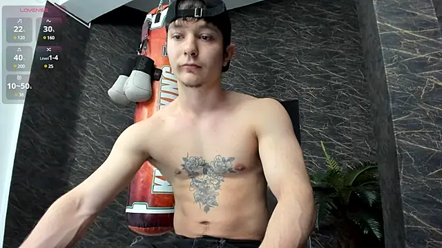 leonardsmith01 online show from January 18, 2025, 9:02 pm