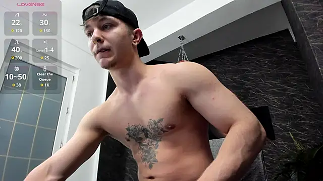 leonardsmith01 online show from March 2, 2025, 9:11 pm