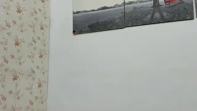 kira mz online show from February 22, 2025, 3:25 pm