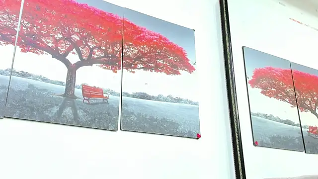 kira mz online show from February 28, 2025, 12:09 pm