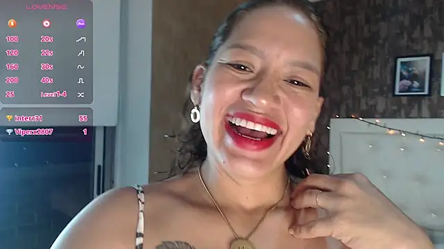 samantha  karolstone online show from December 22, 2024, 5:34 am