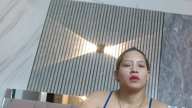 samantha  karolstone online show from May 12, 2026, 6:27 pm
