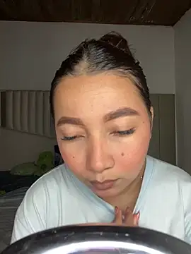 queen angelique online show from February 1, 2026, 3:05 am