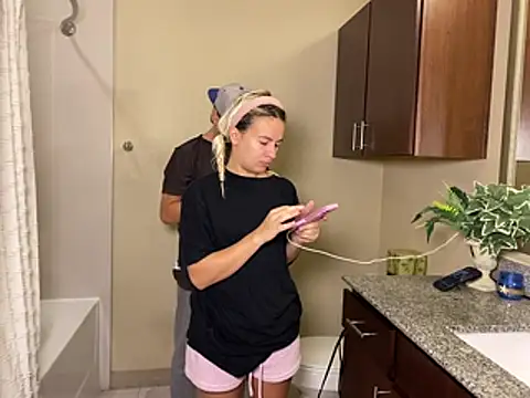 girlfriendmissy online show from March 15, 2026, 4:57 pm