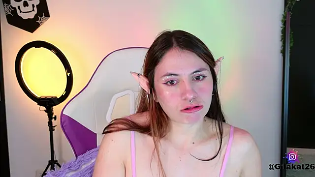 GilaKat online show from October 29, 2025, 5:42 am