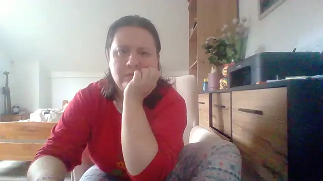 Snapshot of ReifeVenna chatting on October 11, 2025, 7:18 am ReifeVenna online show from October 11, 2025, 7:18 am