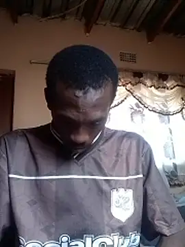 Snapshot of Eugenemtsiri chatting on February 1, 2026, 11:53 am Eugenemtsiri online show from February 1, 2026, 11:53 am