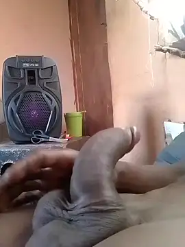 Snapshot of Eugenemtsiri chatting on April 12, 2026, 6:40 am Eugenemtsiri online show from April 12, 2026, 6:40 am