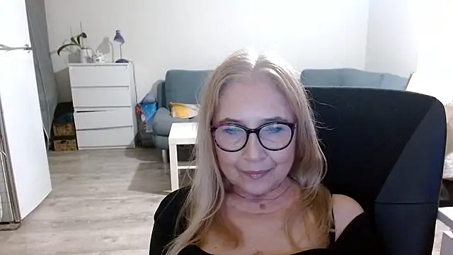 Snapshot of sofia_xkiss chatting on February 13, 2025, 5:54 pm sofia xkiss online show from February 13, 2025, 5:54 pm