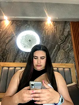 BellaPeers  online show from October 27, 2025, 12:09 pm