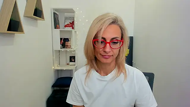 MuseOfStage online show from March 14, 2025, 2:41 pm