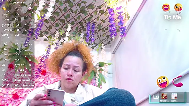 Snapshot of BLONDE_SEXYHOT chatting on January 15, 2026, 10:31 am BLONDE SEXYHOT online show from January 15, 2026, 10:31 am