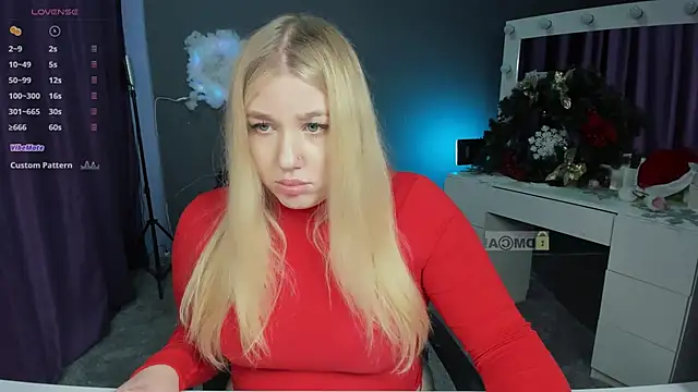 Snapshot of juli_kisss chatting on January 9, 2025, 7:50 pm juli kisss online show from January 9, 2025, 7:50 pm