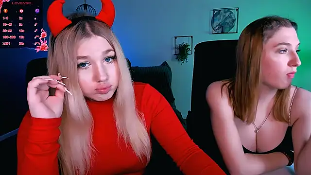 Snapshot of juli_kisss chatting on February 8, 2025, 8:21 pm juli kisss online show from February 8, 2025, 8:21 pm