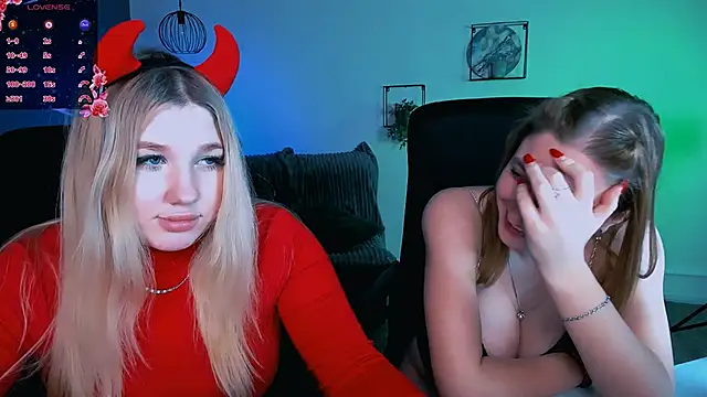 Snapshot of juli_kisss chatting on February 9, 2025, 5:29 am juli kisss online show from February 9, 2025, 5:29 am