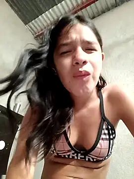 Snapshot of Little_Pau_Dirty chatting on November 1, 2025, 2:41 pm Little Pau Dirty online show from November 1, 2025, 2:41 pm