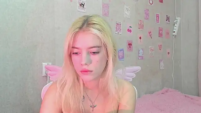 Shawty Blonde online show from September 18, 2025, 6:10 pm