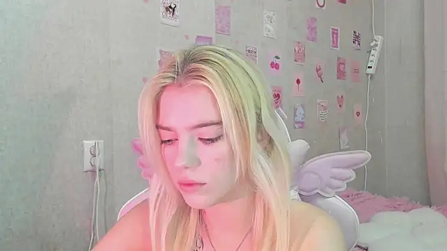 Shawty Blonde online show from September 20, 2025, 6:20 pm