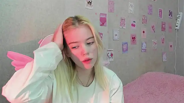 Shawty Blonde online show from September 26, 2025, 6:56 pm