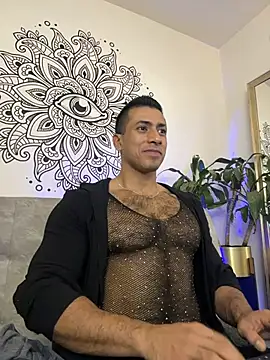 Snapshot of aaroncolombia chatting on October 31, 2025, 11:11 am aaroncolombia online show from October 31, 2025, 11:11 am