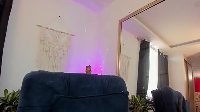 aaroncolombia online show from March 7, 2026, 1:30 pm