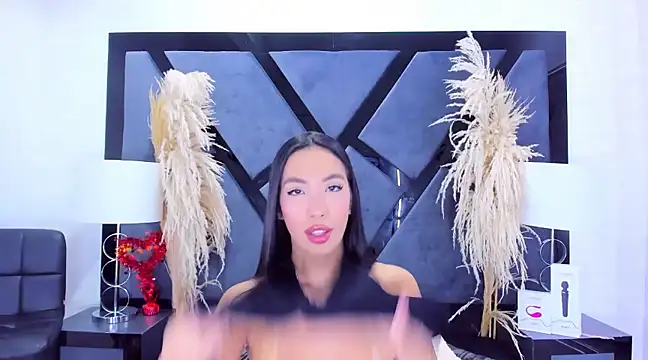 Snapshot of KylieWhite chatting on January 24, 2025, 1:47 pm KylieWhite online show from January 24, 2025, 1:47 pm