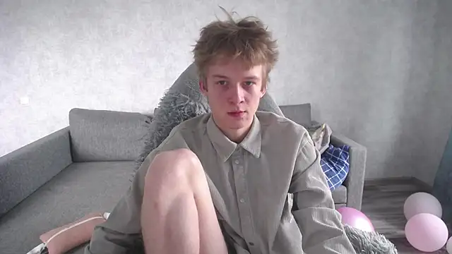 sweetserenity5 online show from April 15, 2026, 9:49 am