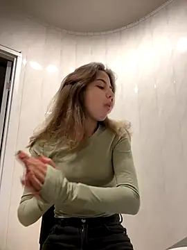 CharleneWoods online show from October 15, 2025, 4:56 am