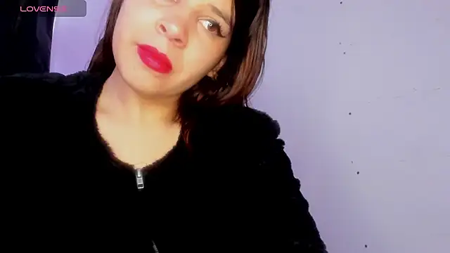 silviamilk online show from July 6, 2026, 8:00 pm