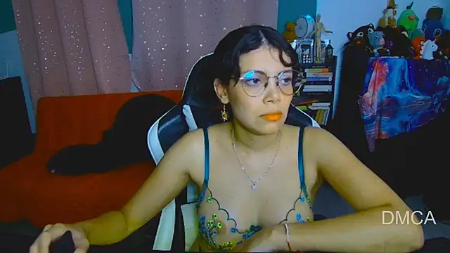 Drea Foox online show from February 13, 2026, 3:57 am