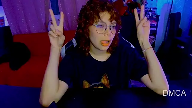Drea Foox online show from June 3, 2026, 3:42 am
