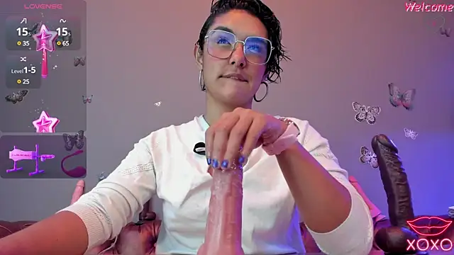 Snapshot of Kaira_mosse chatting on January 15, 2025, 12:04 pm Kaira mosse online show from January 15, 2025, 12:04 pm