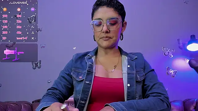 Snapshot of Kaira_mosse chatting on February 2, 2025, 11:30 am Kaira mosse online show from February 2, 2025, 11:30 am
