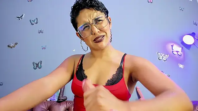 Snapshot of Kaira_mosse chatting on March 16, 2025, 2:55 pm Kaira mosse online show from March 16, 2025, 2:55 pm