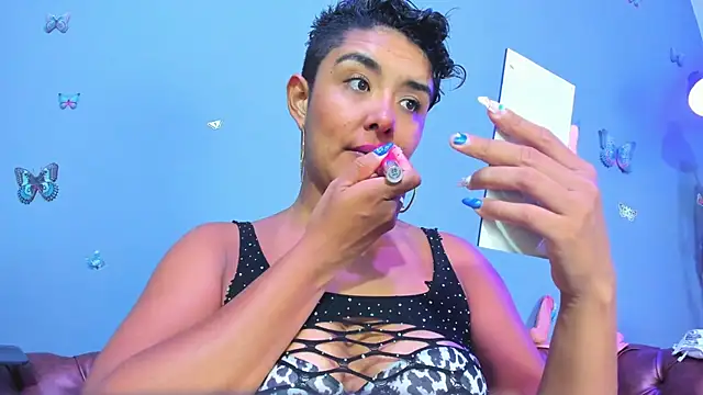 Snapshot of Kaira_mosse chatting on October 4, 2025, 10:35 am Kaira mosse online show from October 4, 2025, 10:35 am