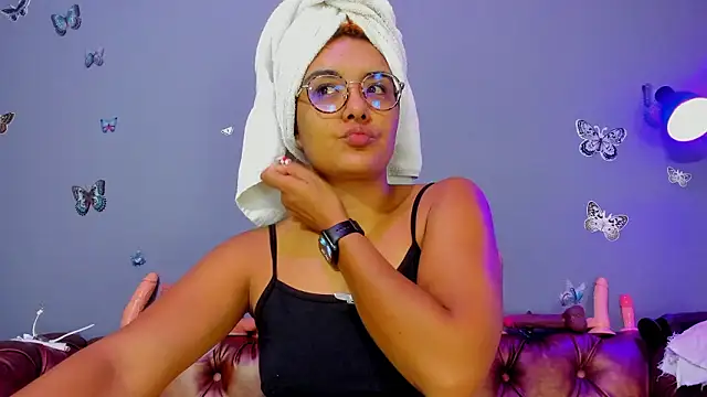 Kaira mosse online show from March 8, 2026, 11:58 am