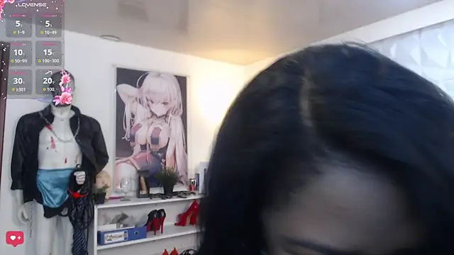 Keilathompson online show from December 18, 2025, 10:21 am