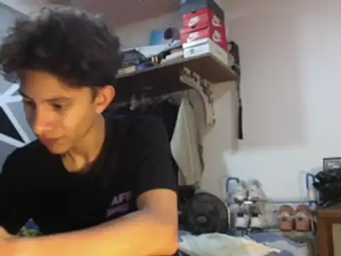 Snapshot of ferchitibellako chatting on December 14, 2024, 3:18 am ferchitibellako online show from December 14, 2024, 3:18 am