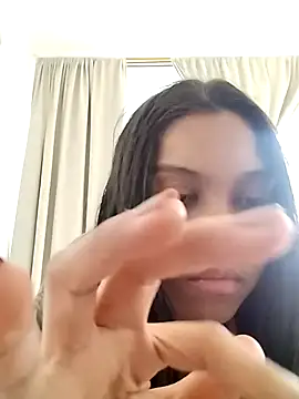 AnneteLynch online show from April 2, 2026, 10:07 pm