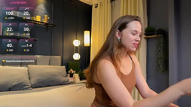 Julie Rhodes online show from October 12, 2025, 12:48 pm