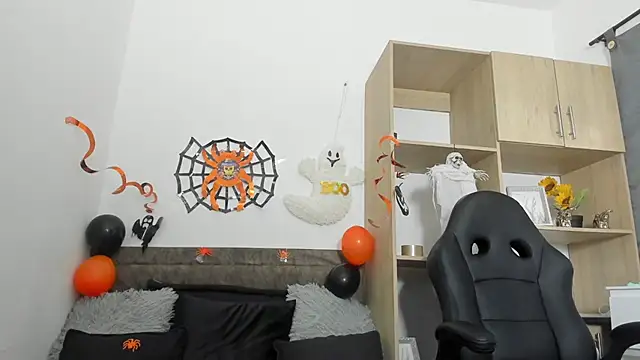 karsonmorris online show from October 30, 2025, 6:52 pm