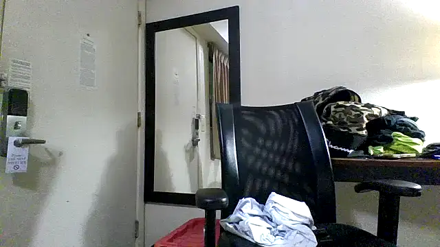 XMeF10 online show from December 21, 2025, 9:38 am