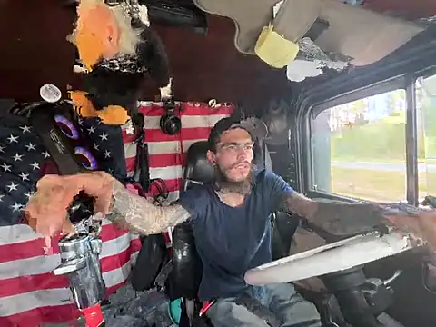 XMeF10 online show from March 26, 2026, 4:56 pm