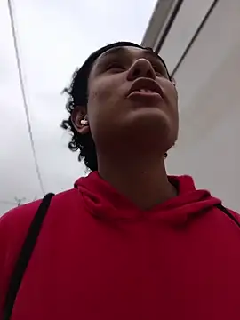 Brencuz online show from April 22, 2026, 1:12 pm