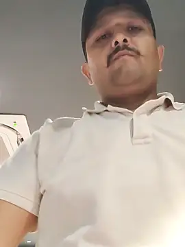 Akhil3290 online show from March 11, 2025, 4:07 pm