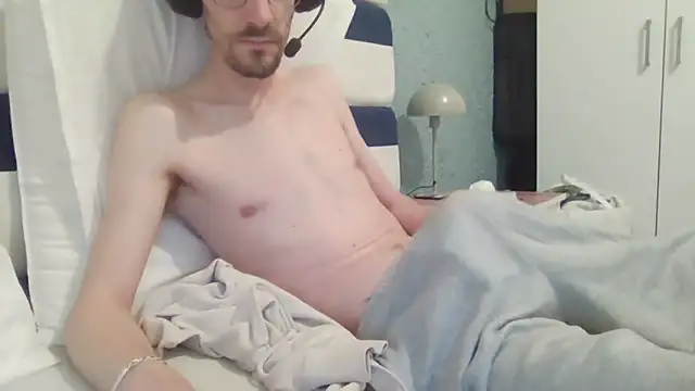 passif520 online show from March 10, 2026, 11:26 am