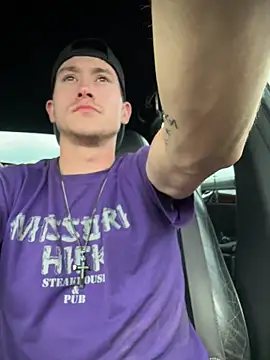 Snapshot of bigdckstud chatting on March 10, 2026, 10:26 pm bigdckstud online show from March 10, 2026, 10:26 pm