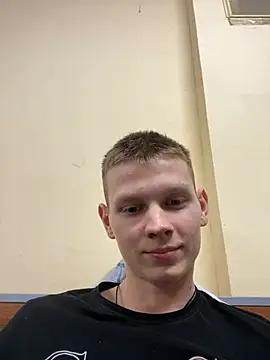 fameboyboo online show from January 4, 2025, 7:02 pm